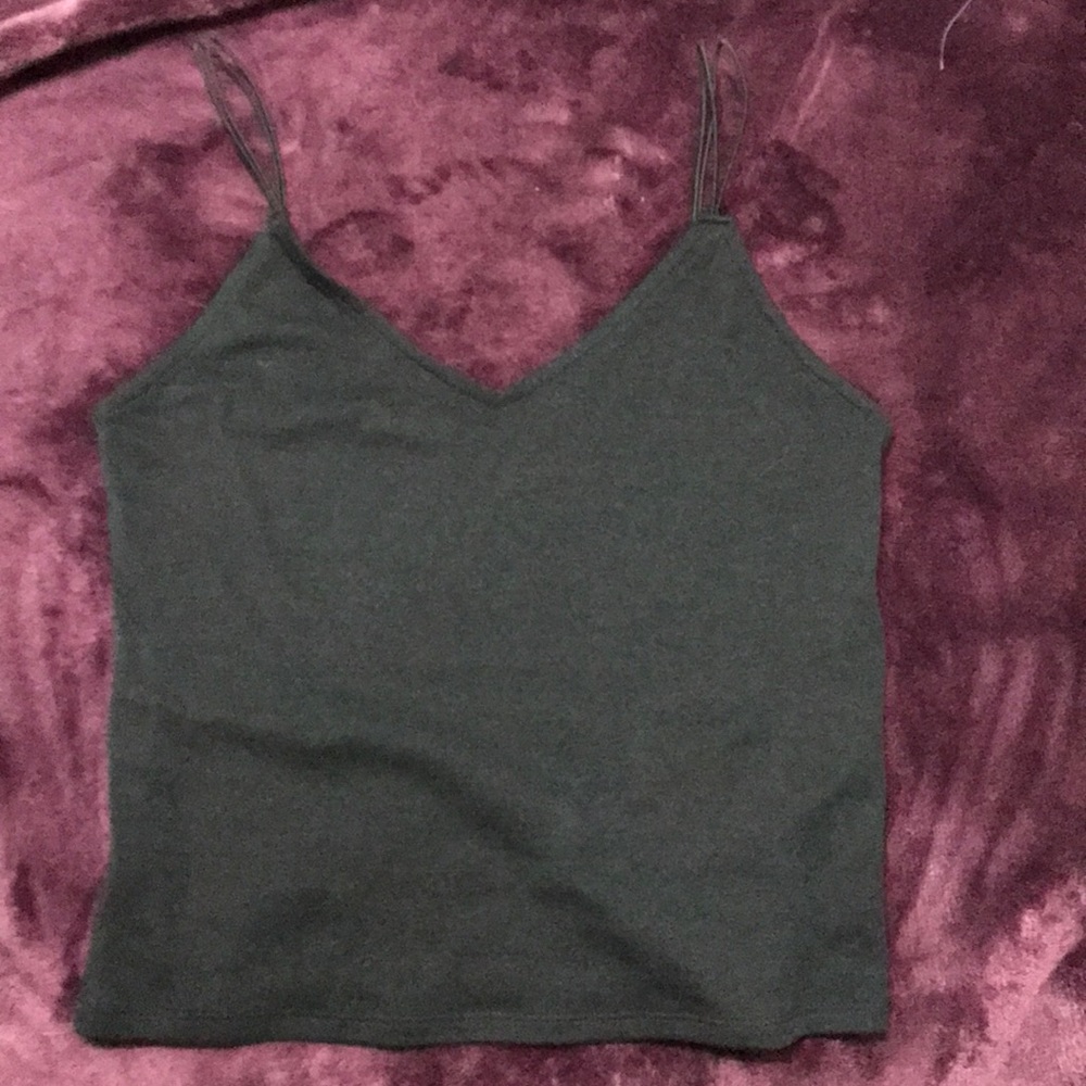 black crop top